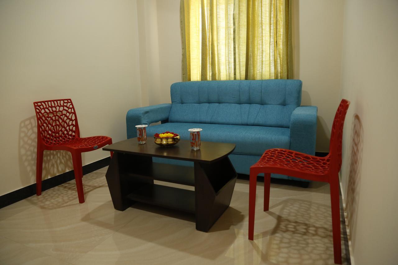 Hotel New Amirtham Inn Palni Extérieur photo